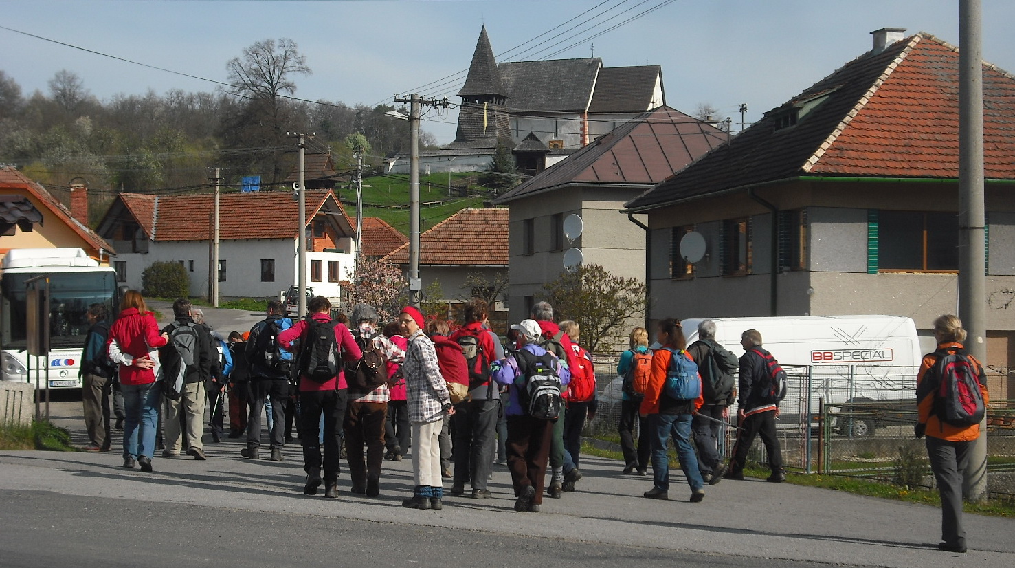 76 účastníkov, nový rekord, začiatok IX sezóny